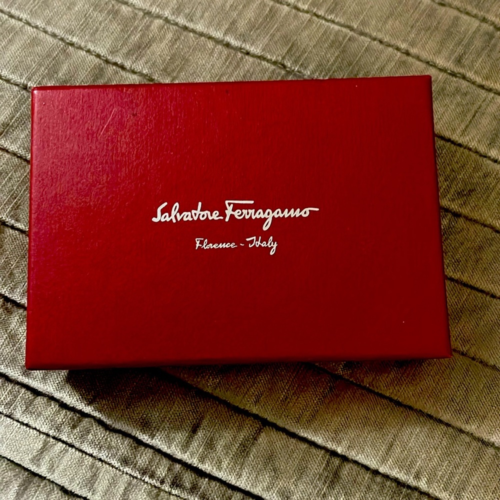 Ferragamo Unisex Slim Wallet